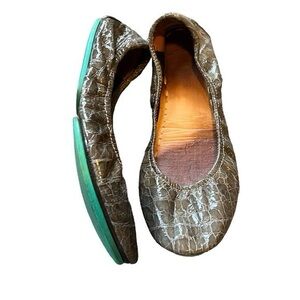 TIEKS Gray Patent Leather Crocodile Embossed Ballet Flat Travel‎ Comfort size 8